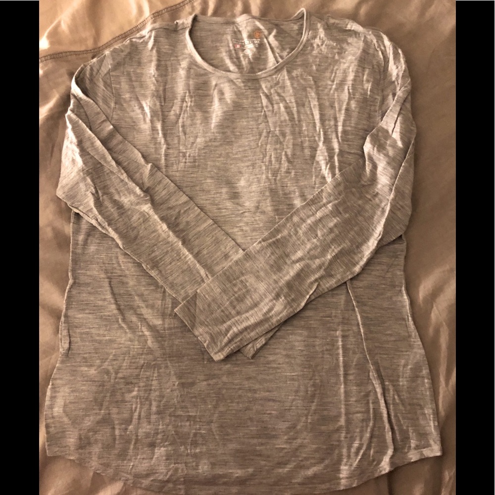 Long sleeve tshirt